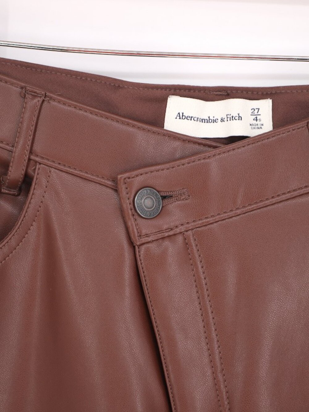 ABERCROMBIE & FITCH Criss-Cross Waist Vegan Leather 90s Straight Pant Size 27 - Picture 7 of 9